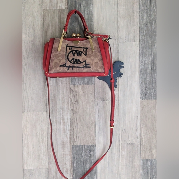 Coach Dreamer 21 Signature Rexy By Guang yu With Rexy Charm - Picture 2 of 16